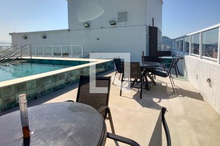 Apartamento para alugar com 81m², 2 quartos e 2 vagasÁrea comum - Piscina