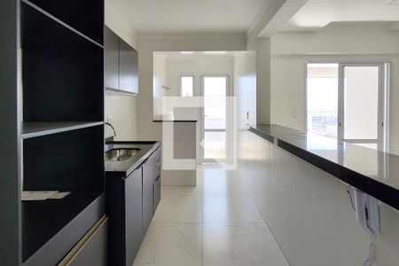 Apartamento para alugar com 81m², 2 quartos e 2 vagasCozinha