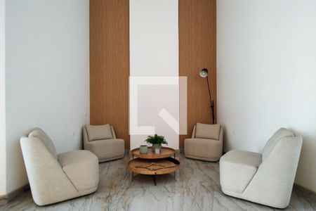 Apartamento para alugar com 81m², 2 quartos e 2 vagasHall social