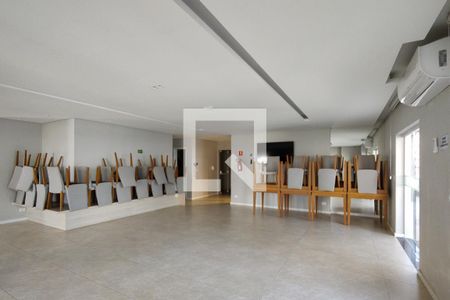 Apartamento para alugar com 81m², 2 quartos e 2 vagasÁrea comum - Salão de festas