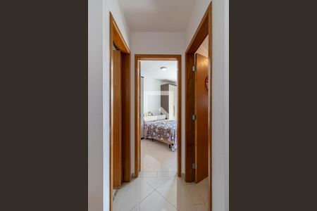 Corredor de apartamento à venda com 2 quartos, 100m² em Vila Pires, Santo André