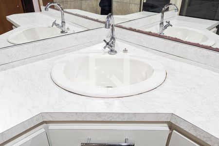 Banheiro de casa à venda com 4 quartos, 156m² em Jardim Brasilia, São Bernardo do Campo