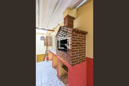 Casa à venda com 156m², 4 quartos e 2 vagas Casa à venda com 156m², 4 quartos e 2 vagasChurrasqueira