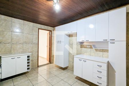 Casa à venda com 156m², 4 quartos e 2 vagas Casa à venda com 156m², 4 quartos e 2 vagasCozinha