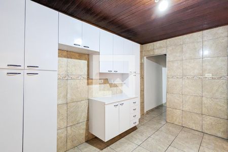 Casa à venda com 156m², 4 quartos e 2 vagas Casa à venda com 156m², 4 quartos e 2 vagasCozinha