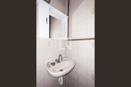 Casa à venda com 156m², 4 quartos e 2 vagas Casa à venda com 156m², 4 quartos e 2 vagasBanheiro de serviço