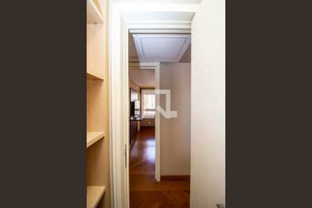 Apartamento para alugar com 117m², 2 quartos e 2 vagasRoupeiro