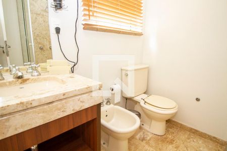 Apartamento para alugar com 117m², 2 quartos e 2 vagasBanheiro da Suíte