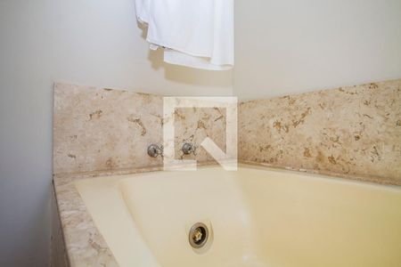 Apartamento para alugar com 117m², 2 quartos e 2 vagasBanheiro da Suíte