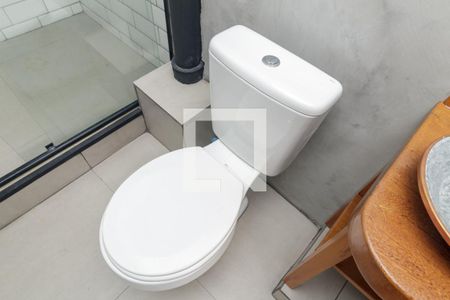 Banheiro de kitnet/studio para alugar com 1 quarto, 37m² em Centro Histórico de São Paulo, São Paulo