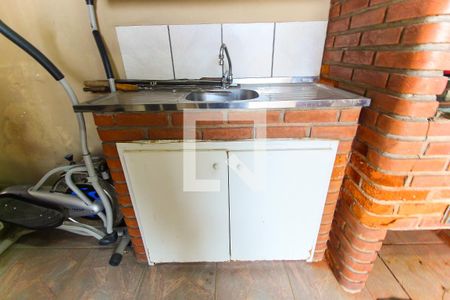 Casa à venda com 200m², 3 quartos e 2 vagasChurrasqueira