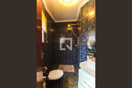 Casa à venda com 200m², 3 quartos e 2 vagasBanheiro 3