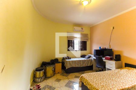 Casa à venda com 200m², 3 quartos e 2 vagasQuarto 3