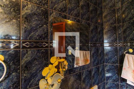 Casa à venda com 200m², 3 quartos e 2 vagasBanheiro 3