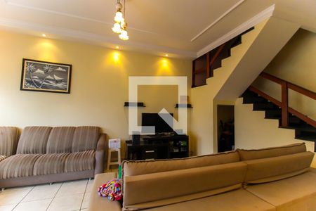 Sala de casa à venda com 3 quartos, 200m² em Vila Monte Santo, São Paulo