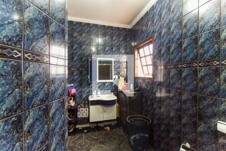 Casa à venda com 200m², 3 quartos e 2 vagasBanheiro da Suíte