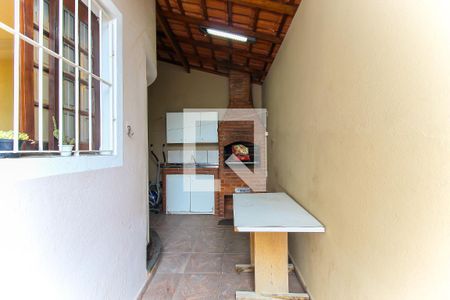 Casa à venda com 200m², 3 quartos e 2 vagasChurrasqueira