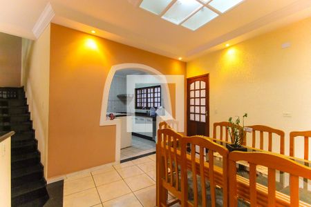 Casa à venda com 200m², 3 quartos e 2 vagasCopa