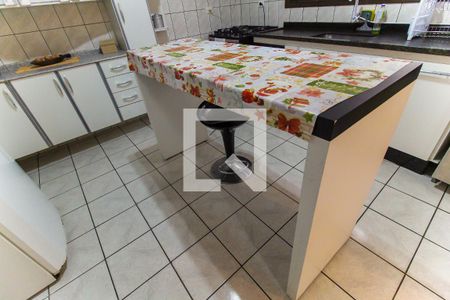 Casa à venda com 200m², 3 quartos e 2 vagasCozinha