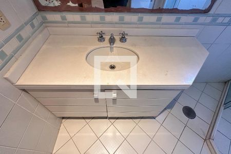 Apartamento para alugar com 147m², 2 quartos e 2 vagasBanheiro do Quarto 2