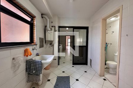 Apartamento para alugar com 147m², 2 quartos e 2 vagasÁrea de Serviço