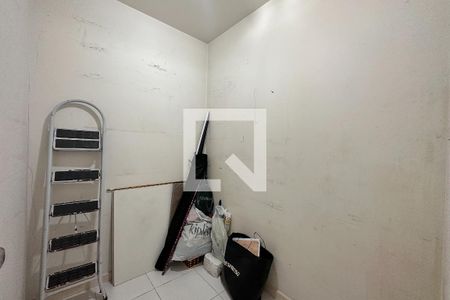 Apartamento para alugar com 147m², 2 quartos e 2 vagasQuarto de Serviço