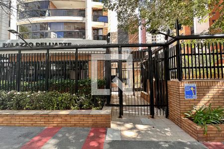 Apartamento para alugar com 147m², 2 quartos e 2 vagasFachada