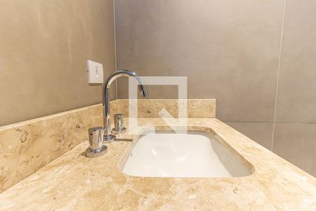 Casa para alugar com 241m², 3 quartos e 2 vagasBanheiro da Suíte 1