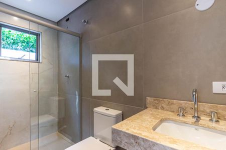 Casa para alugar com 241m², 3 quartos e 2 vagasBanheiro da Suíte 1