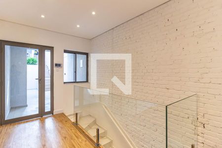 Casa para alugar com 241m², 3 quartos e 2 vagasCorredor 
