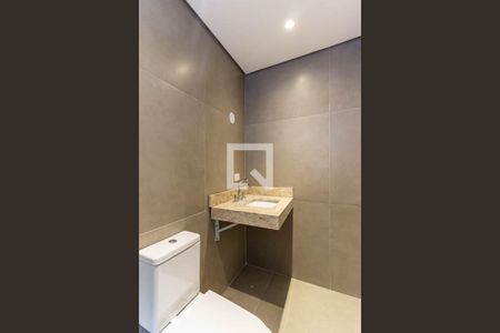 Casa para alugar com 241m², 3 quartos e 2 vagasBanheiro da Suíte 1