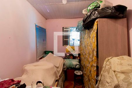 Casa à venda com 100m², 3 quartos e sem vaga Casa à venda com 100m², 3 quartos e sem vagaQuarto