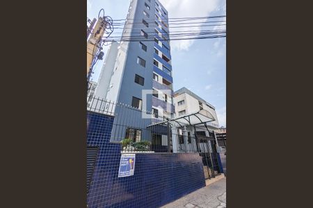 Apartamento para alugar com 77m², 3 quartos e 2 vagasFachada