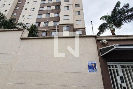 Apartamento para alugar com 44m², 2 quartos e 1 vaga Apartamento para alugar com 44m², 2 quartos e 1 vagaFachada