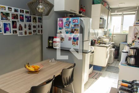 Apartamento à venda com 52m², 2 quartos e 1 vaga Apartamento à venda com 52m², 2 quartos e 1 vagaCozinha