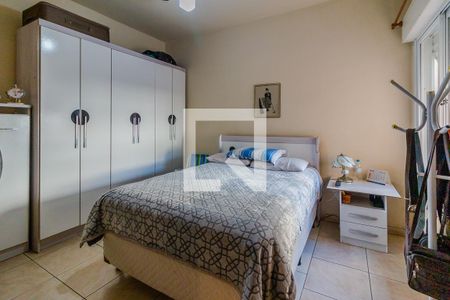 Quarto 1 de apartamento à venda com 2 quartos, 82m² em Medianeira, Porto Alegre