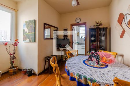 Sala de apartamento à venda com 2 quartos, 82m² em Medianeira, Porto Alegre