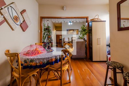 Sala de apartamento à venda com 2 quartos, 82m² em Medianeira, Porto Alegre