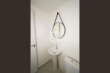 Apartamento para alugar com 38m², 2 quartos e sem vaga Apartamento para alugar com 38m², 2 quartos e sem vagaBanheiro