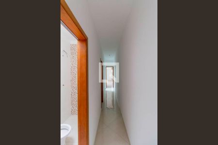 Casa à venda com 120m², 3 quartos e 2 vagas Casa à venda com 120m², 3 quartos e 2 vagasCorredor