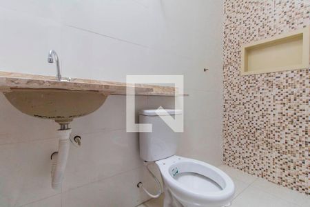 Casa à venda com 120m², 3 quartos e 2 vagas Casa à venda com 120m², 3 quartos e 2 vagasBanheiro