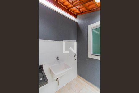 Casa à venda com 120m², 3 quartos e 2 vagas Casa à venda com 120m², 3 quartos e 2 vagasÁrea de Serviço e Churrasqueira