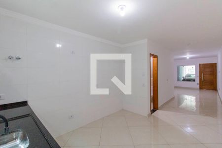 Casa à venda com 120m², 3 quartos e 2 vagas Casa à venda com 120m², 3 quartos e 2 vagasCozinha
