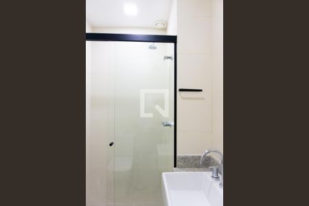 Apartamento para alugar com 74m², 2 quartos e 1 vaga Apartamento para alugar com 74m², 2 quartos e 1 vagaBanheiro