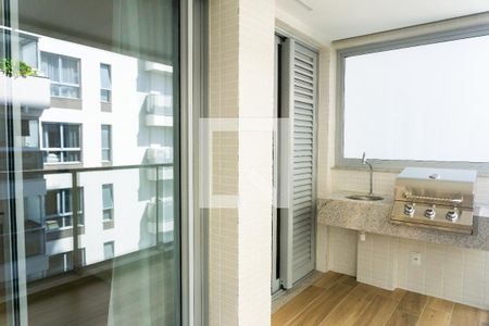 Apartamento para alugar com 74m², 2 quartos e 1 vaga Apartamento para alugar com 74m², 2 quartos e 1 vagaVaranda