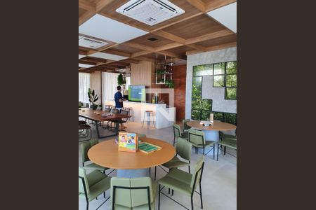 Apartamento para alugar com 74m², 2 quartos e 1 vagaÁrea comum