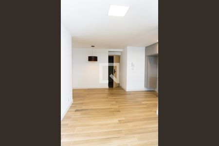 Apartamento para alugar com 74m², 2 quartos e 1 vaga Apartamento para alugar com 74m², 2 quartos e 1 vagaSala