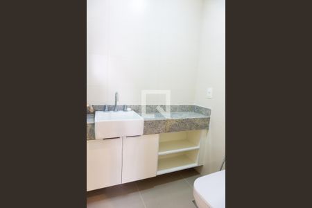 Banheiro de apartamento para alugar com 2 quartos, 74m² em Botafogo, Rio de Janeiro