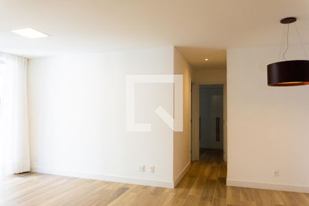 Apartamento para alugar com 74m², 2 quartos e 1 vaga Apartamento para alugar com 74m², 2 quartos e 1 vagaSala