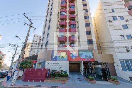 Apartamento para alugar com 180m², 3 quartos e 1 vagaVista da rua